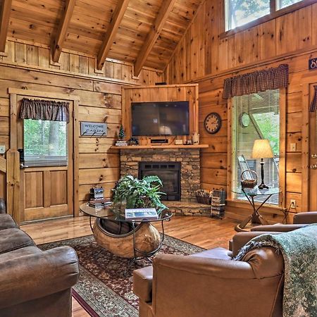 Gatlinburg Mountainside Escape With Deck And Hot Tub! Villa Eksteriør billede