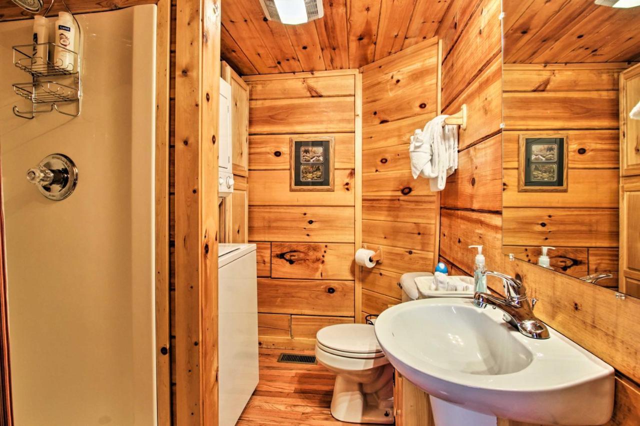 Gatlinburg Mountainside Escape With Deck And Hot Tub! Villa Eksteriør billede